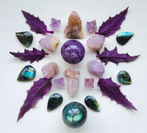 Crystal Grid to enter into the realms of spirit on the path of magical healing