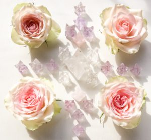 Rose Quartz, Quartz, Amethyst and Roses