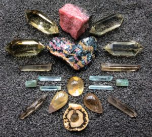 A crystal grid for healing the past